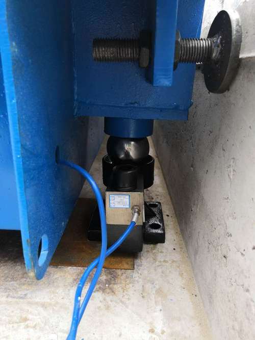 正兴衡器无人值守汽车衡 U型钢地磅赋能工业物流与仓储智能化升级